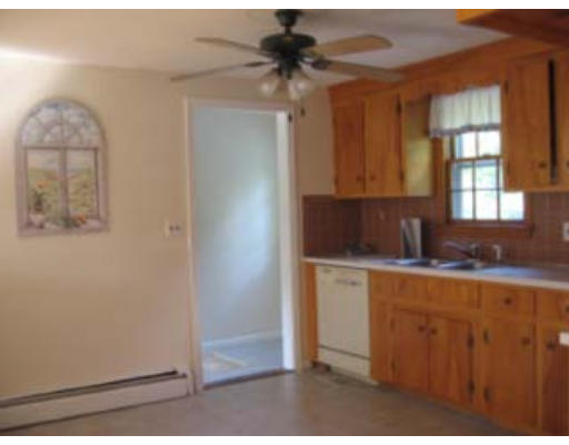 58 Donald Road Burlington, MA 01803 - Photo 3 of 14 Gallery Image 3