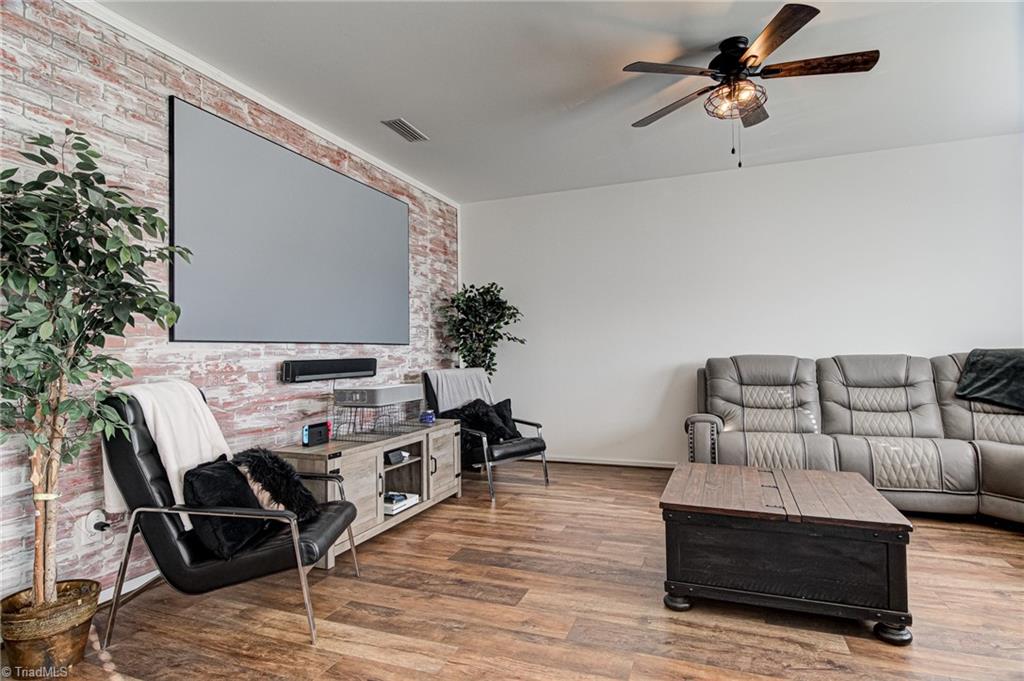 3369 Grandview Club Road Pfafftown, NC 27040 - Photo 14 of 28 Gallery Image 14