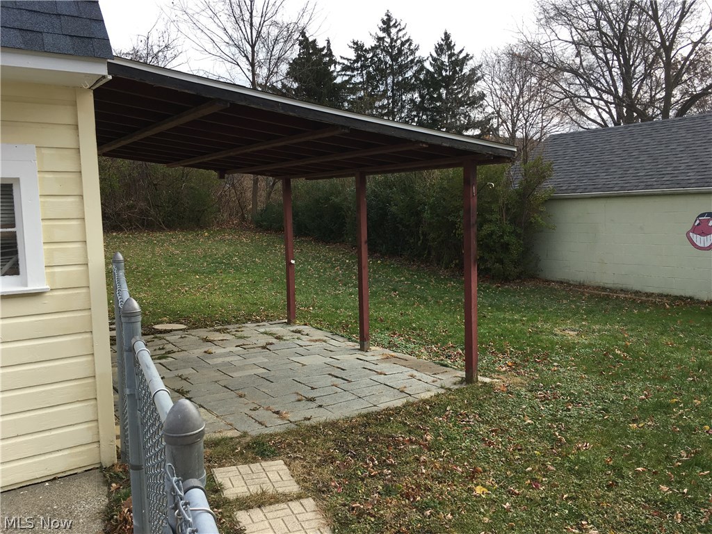 4307 Roadoan Road Brooklyn, OH 44144 - Photo 16 of 20 Backyard view & patio
