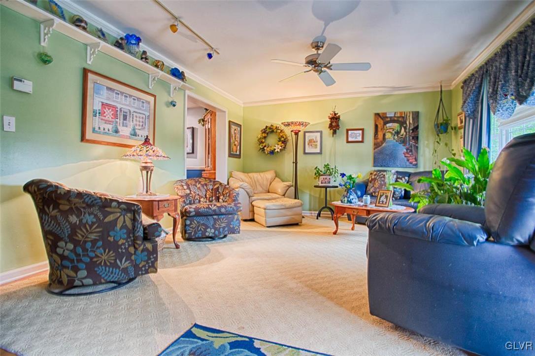 158 Roth Avenue Hellertown, PA 18055 - Photo 8 of 20 Gallery Image 8