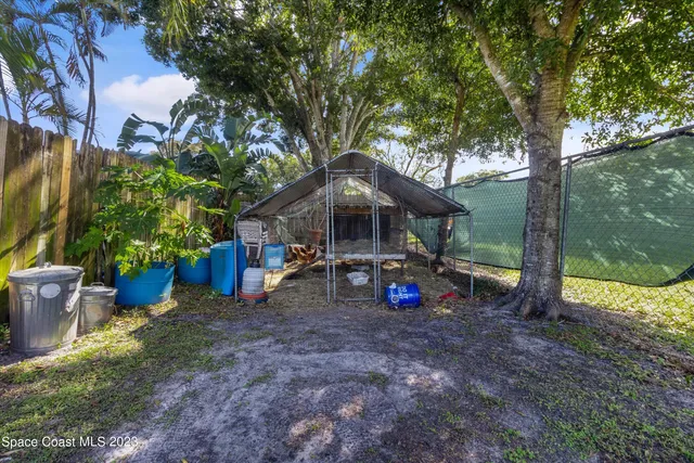 $489,000 | 1846 1st Place, Vero Beach, FL 32962