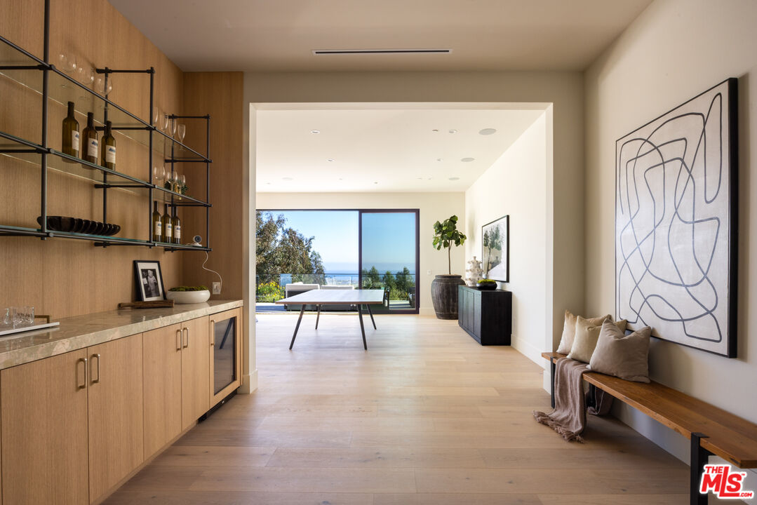 29924 Harvester Road Malibu, CA 90265 - Photo 10 of 30