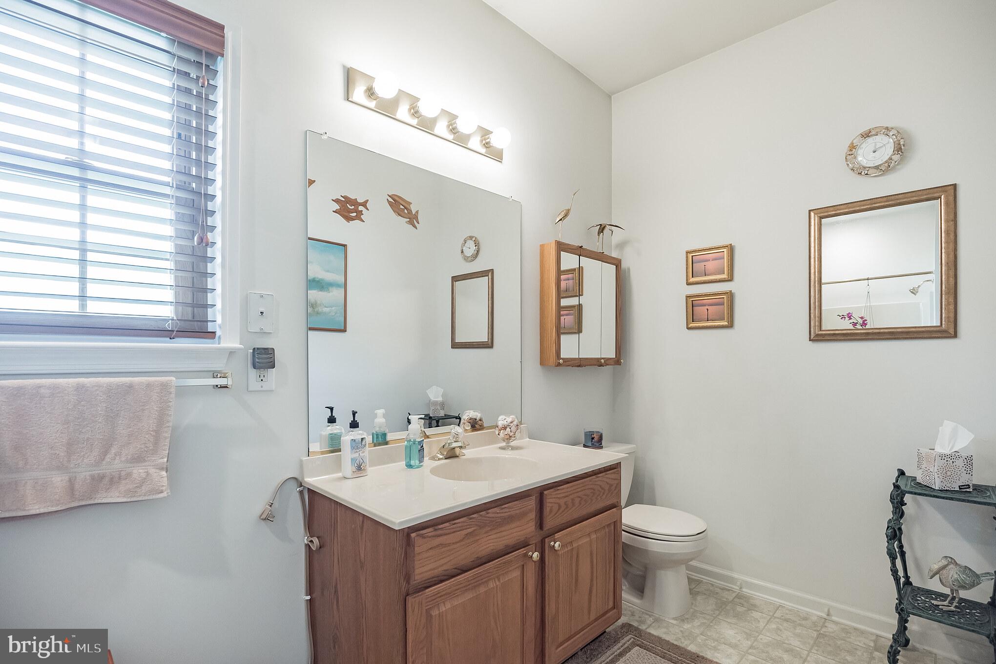 15 Spring Lane Beverly, NJ 08010 - Photo 9 of 30 Gallery Image 9