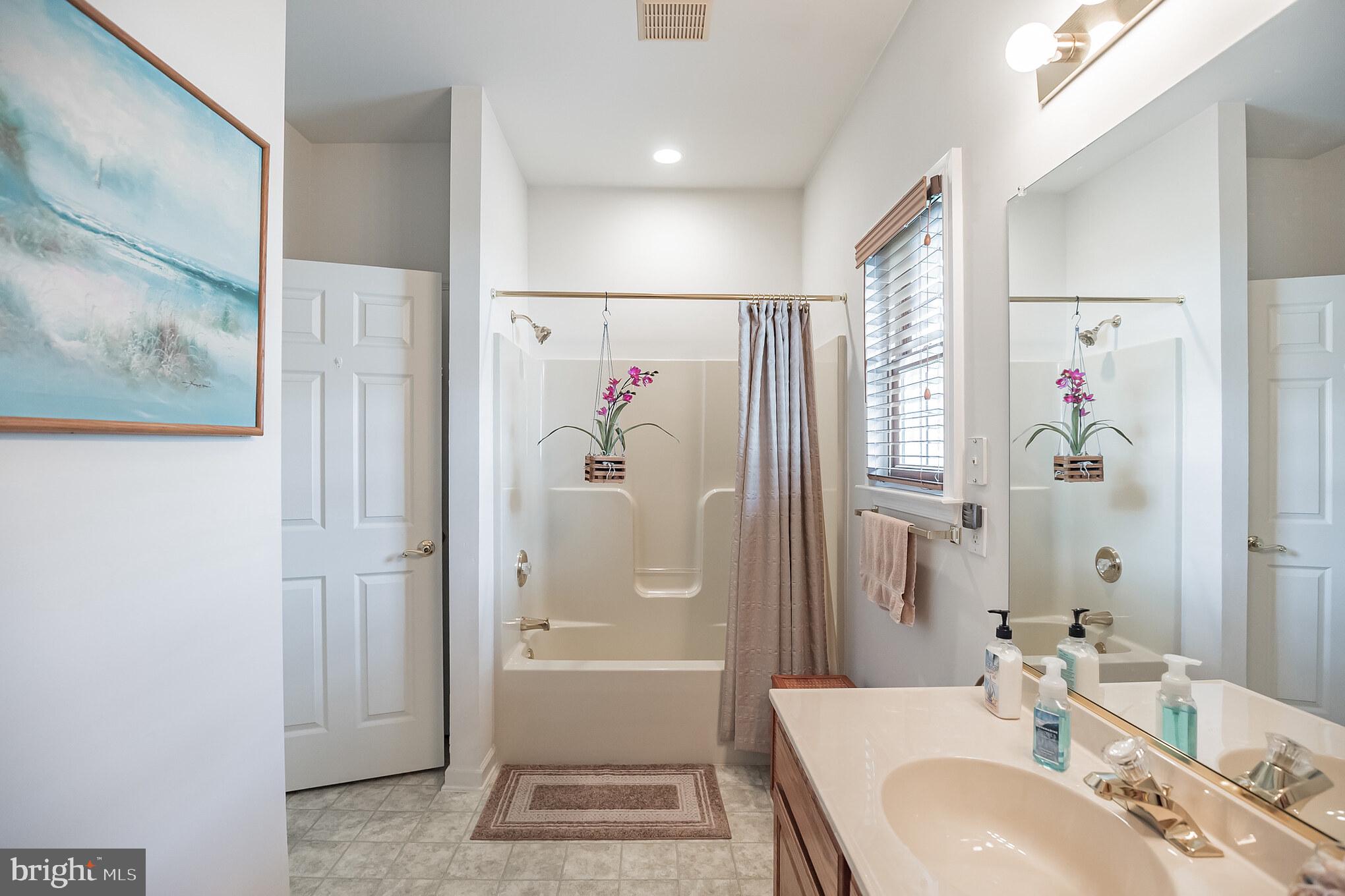 15 Spring Lane Beverly, NJ 08010 - Photo 10 of 30 Gallery Image 10