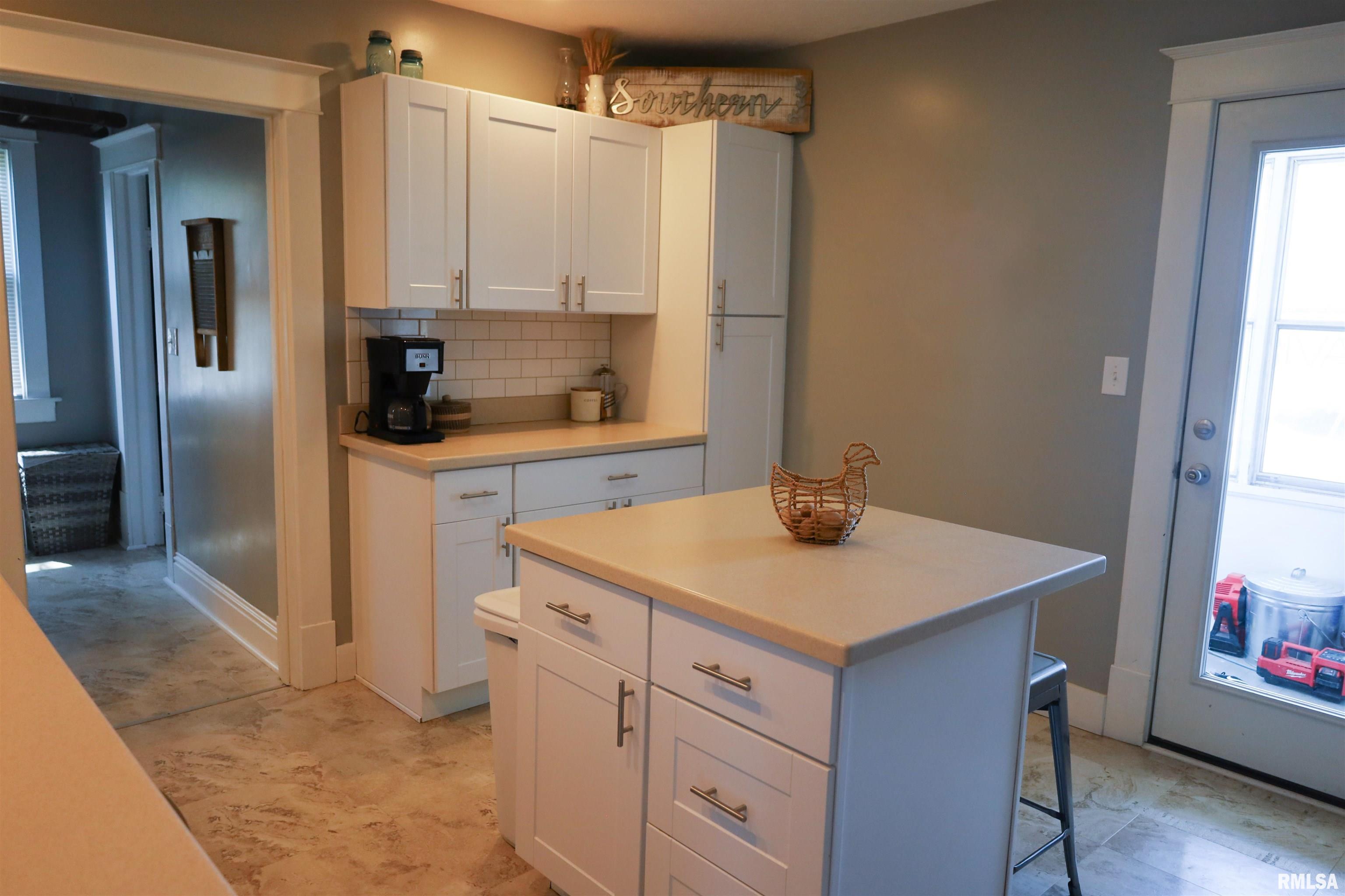 301 Albers Street Golden, IL 62339 - Photo 14 of 24 Gallery Image 14