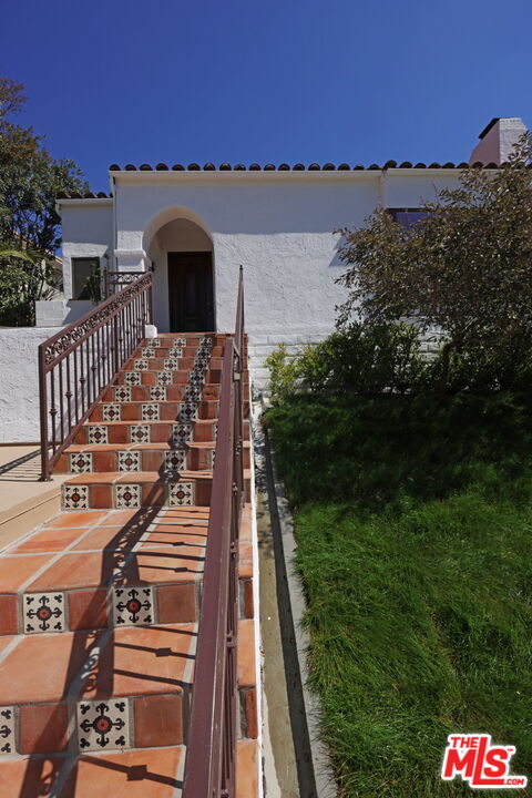 600 Luton Drive Glendale, CA 91206 - Photo 46 of 50 a view of swimming pool with outdoor seating and city view