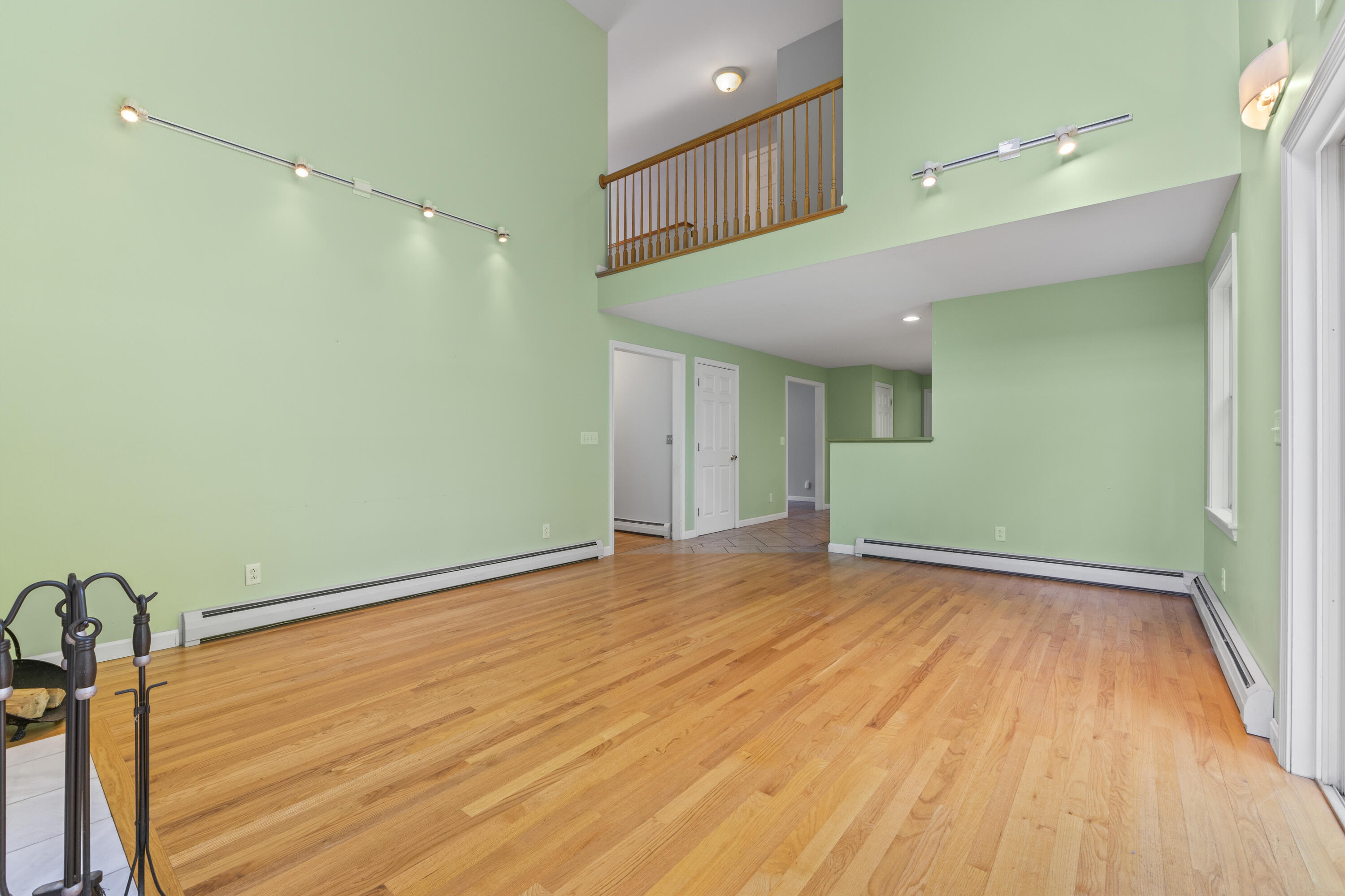 3 Brian Drive Brunswick, ME 04011 - Photo 9 of 74 Living Room