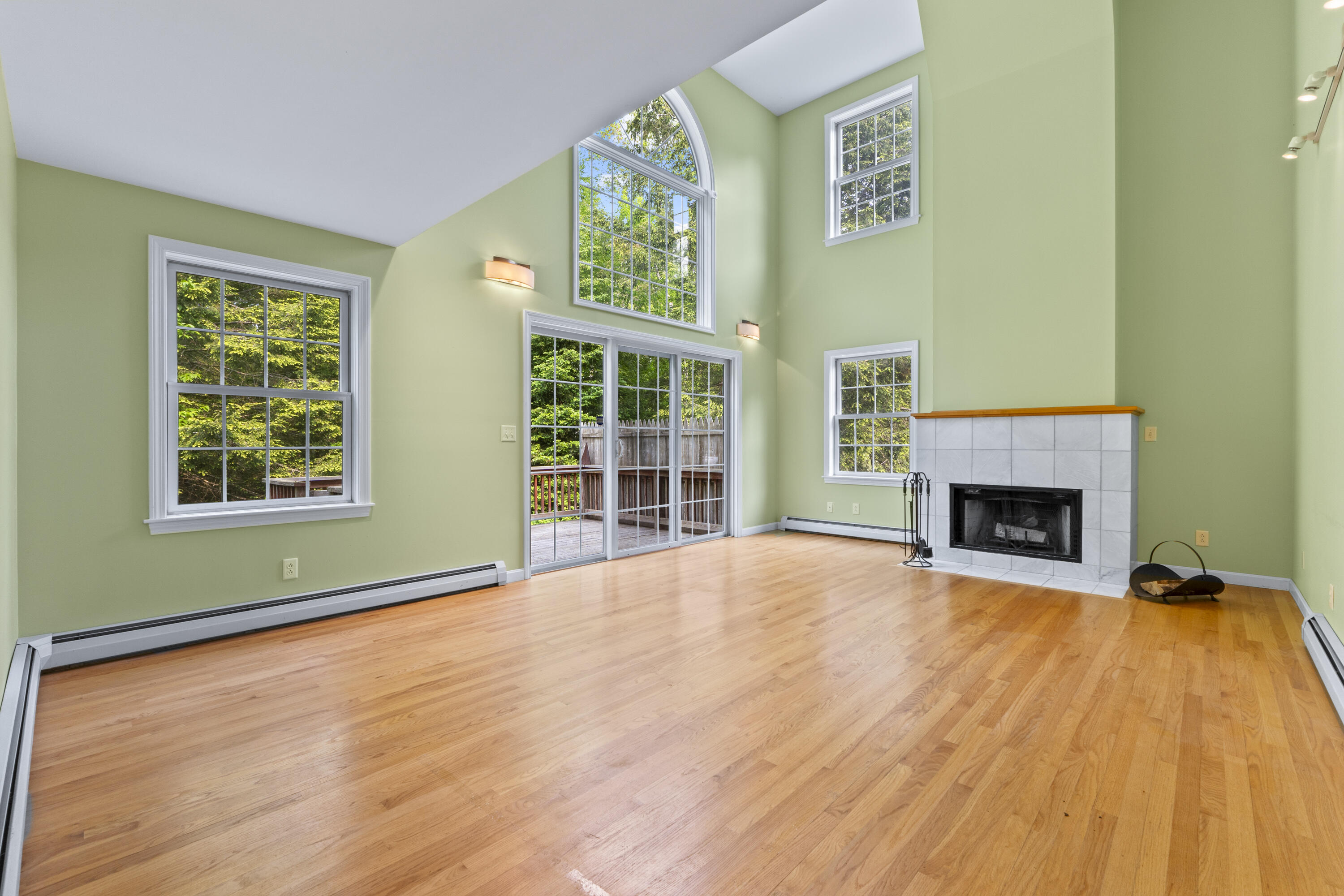 3 Brian Drive Brunswick, ME 04011 - Photo 10 of 74 Living Room