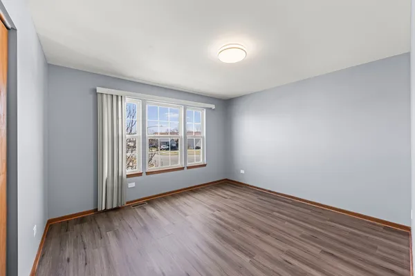 $2,450 | 905 Thorn Creek Drive, Joliet, IL 60436