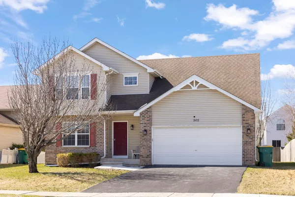 $2,450 | 905 Thorn Creek Drive, Joliet, IL 60436