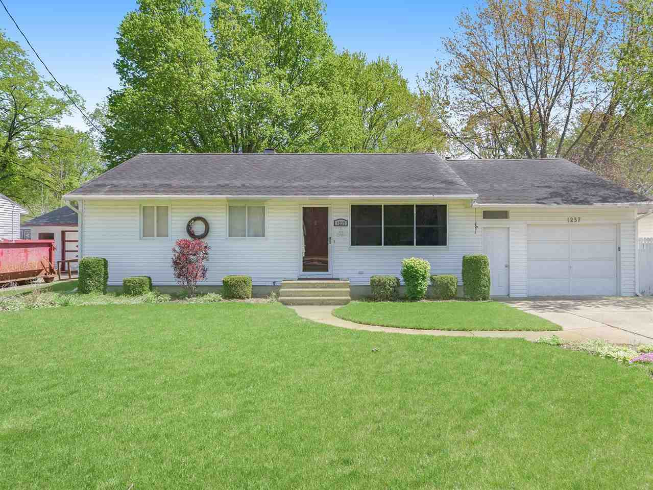 1237 Horton Road Jackson, MI 49203 - Photo 1 of 29 Photo 1