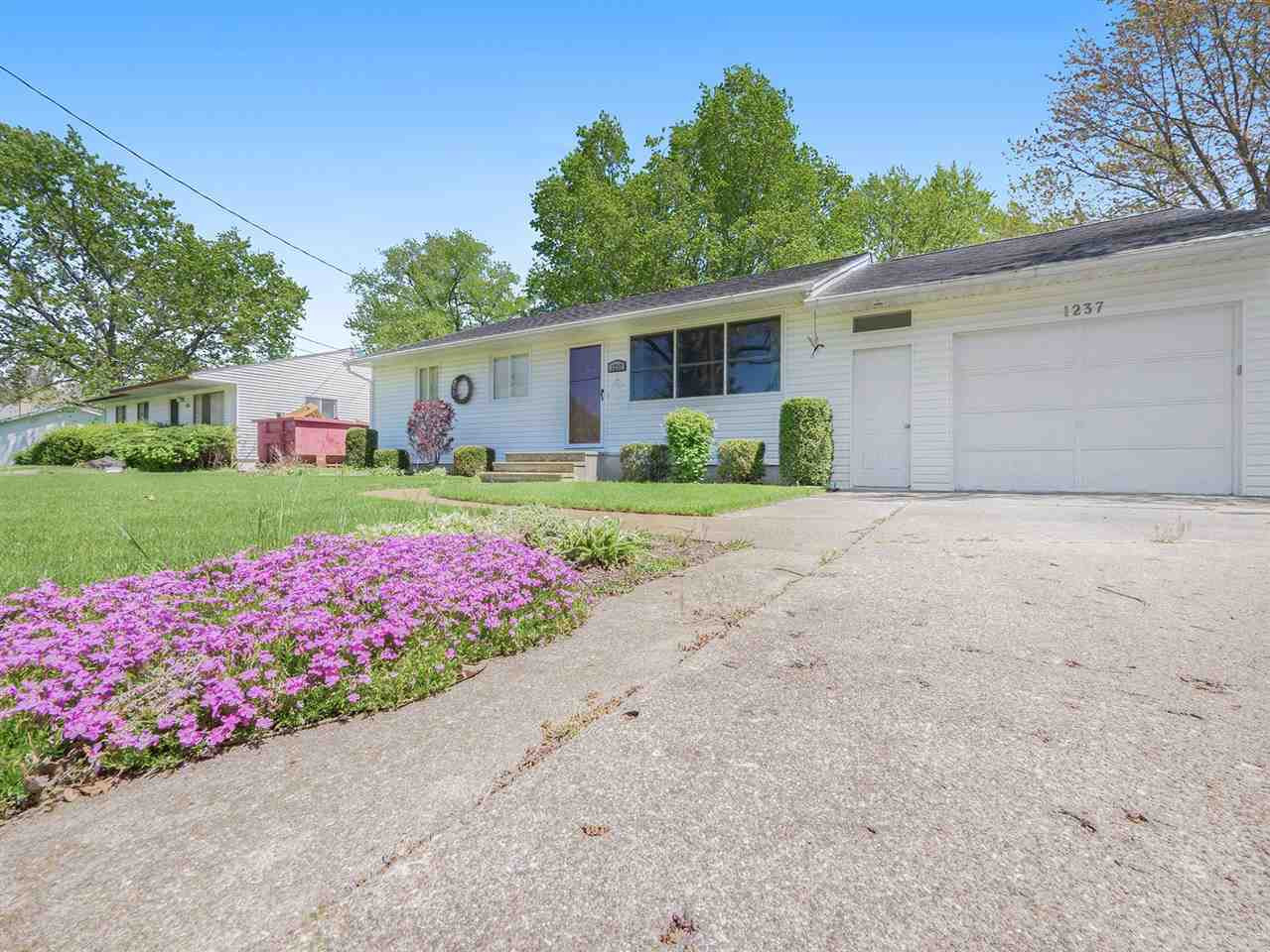 1237 Horton Road Jackson, MI 49203 - Photo 21 of 29 Photo 21