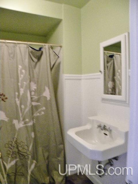 1809 Ridge Street Niagara, WI 54151 - Photo 7 of 8 Gallery Image 7