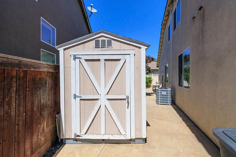 2001 Dayton Avenue Modesto, CA 95356 - Photo 71 of 94 Storage shed #1