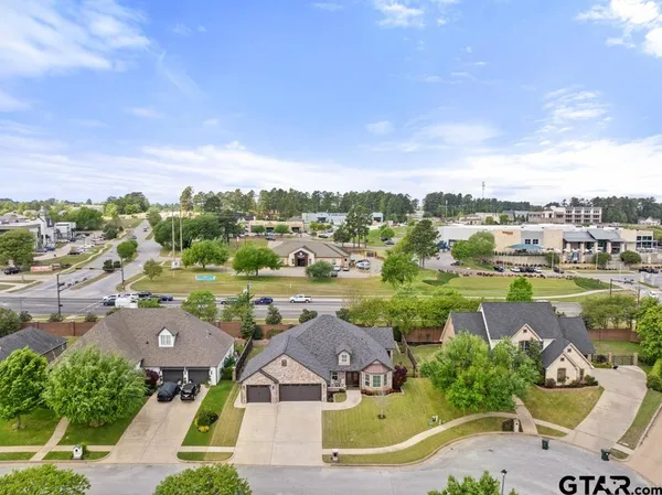 $565,000 | 6923 St Anthony Drive, Tyler, TX 75703