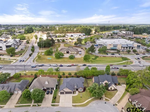 $565,000 | 6923 St Anthony Drive, Tyler, TX 75703