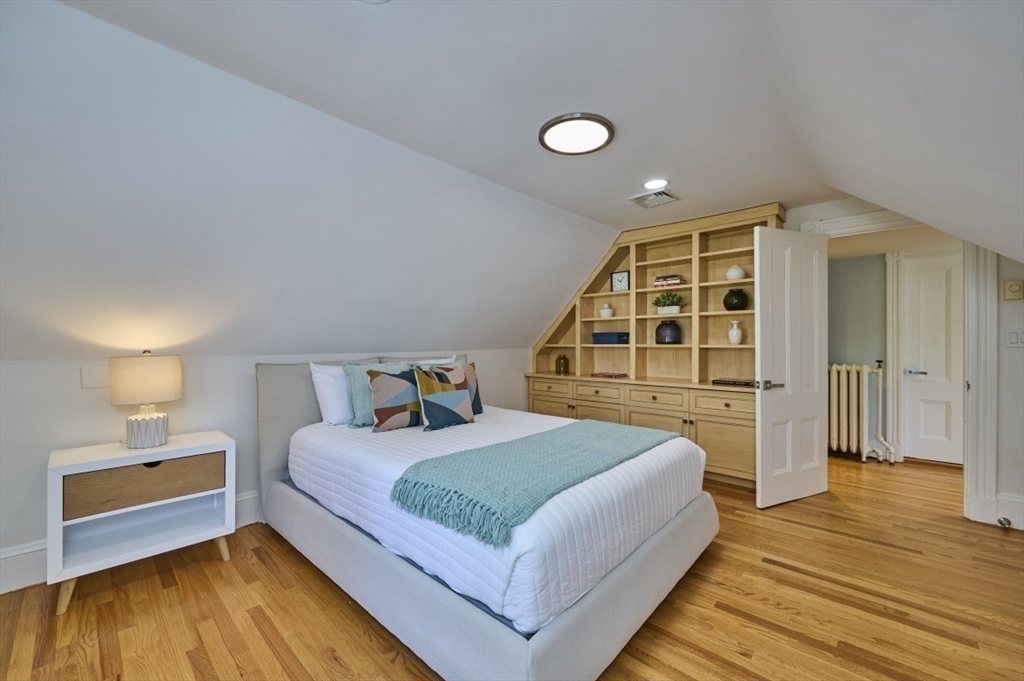 16 Harrison Street Newton, MA 02461 - Photo 25 of 40