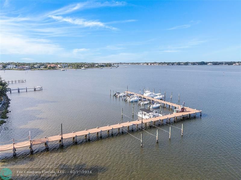 825 Center Street Jupiter, FL 33458 - Photo 35 of 37 a view of a lake with sitting area