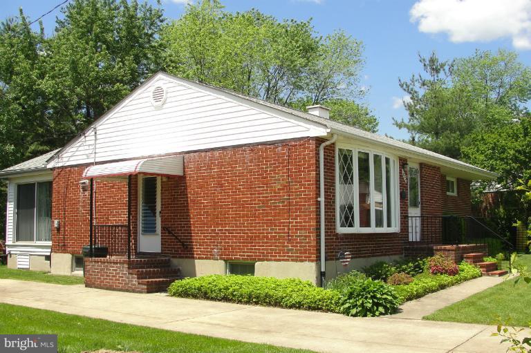 1820 Willann Road Rosedale, MD 21237 - Photo 24 of 27 a view of a house with a yard