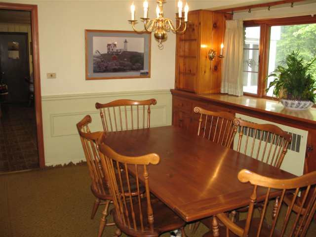 75 Spring Road Glenville, NY 12302 - Photo 3 of 11 Photo 3