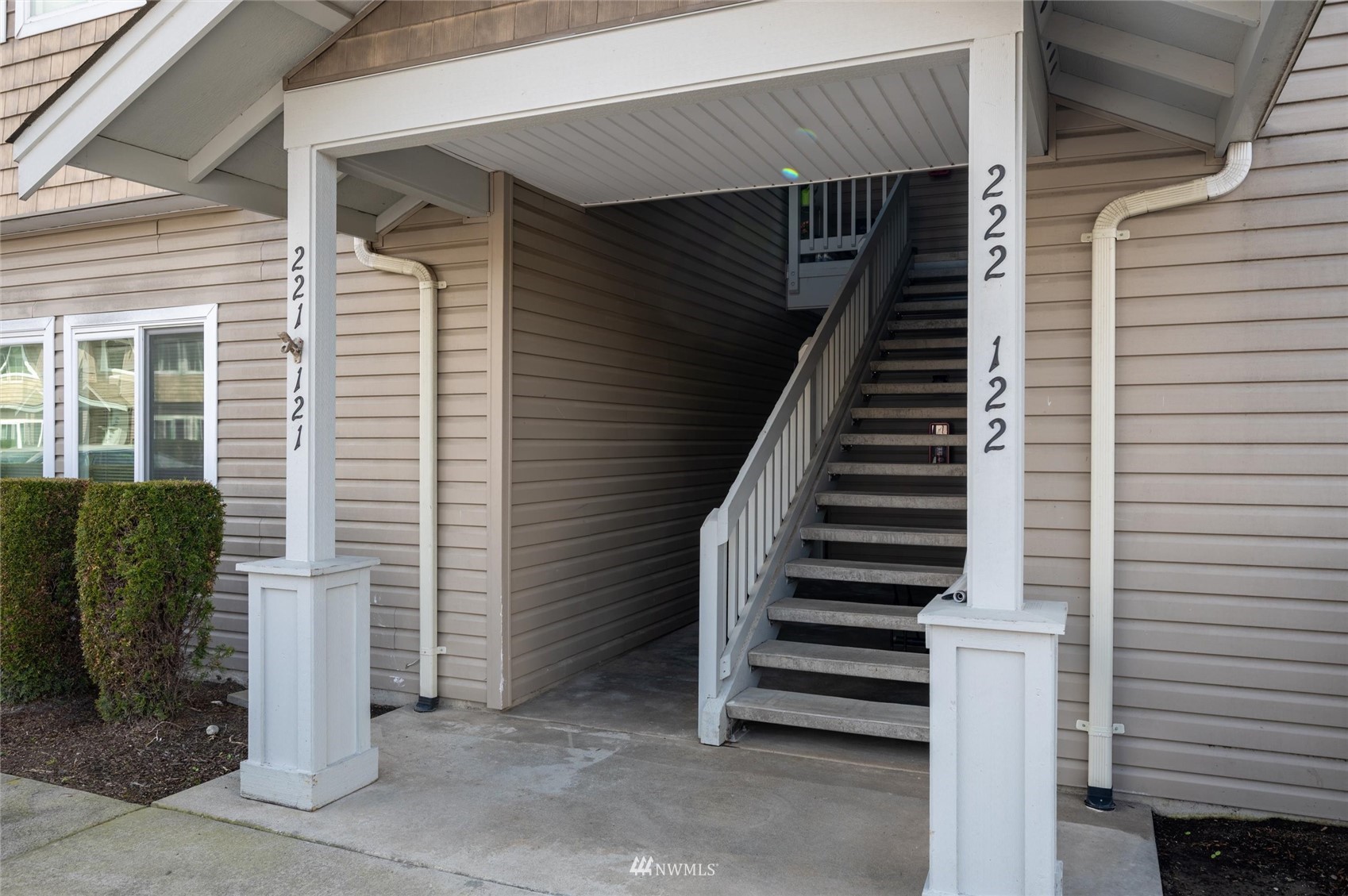 1305 Boon Street, Unit 122 Sumas, WA 98295 - Photo 18 of 21 a view of entryway