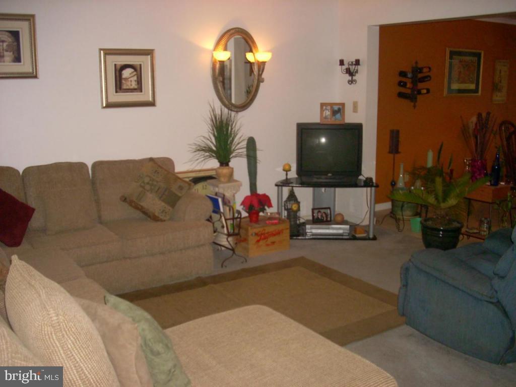 162 Riders Way Lebanon, PA 17042 - Photo 3 of 8 Gallery Image 3