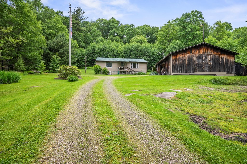 733 Fogle Farm Road Pleasantville, PA 16341 - Photo 4 of 43 Gallery Image 4