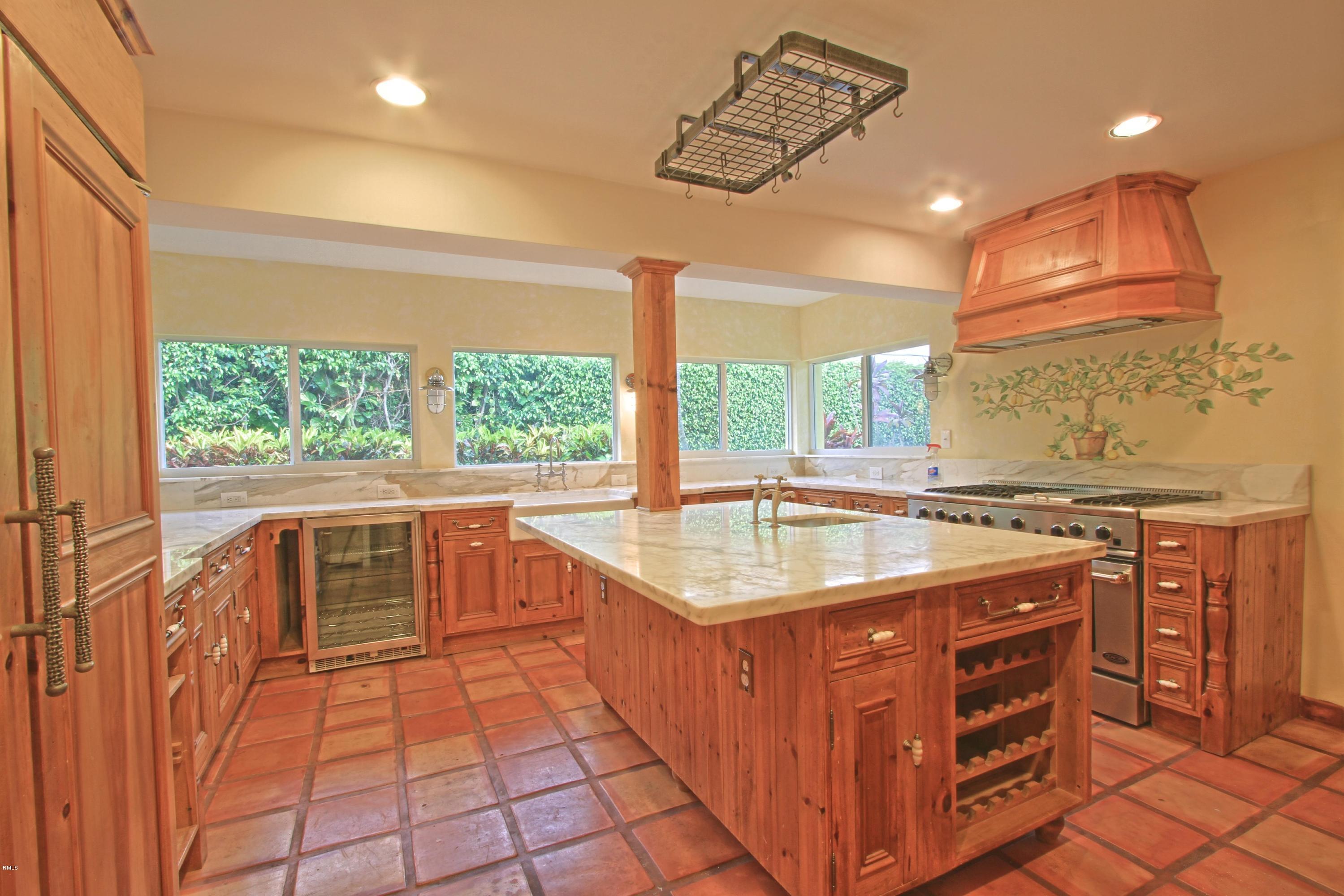 2275 Queen Palm Road Boca Raton, FL 33432 - Photo 8 of 16 Kitchen
