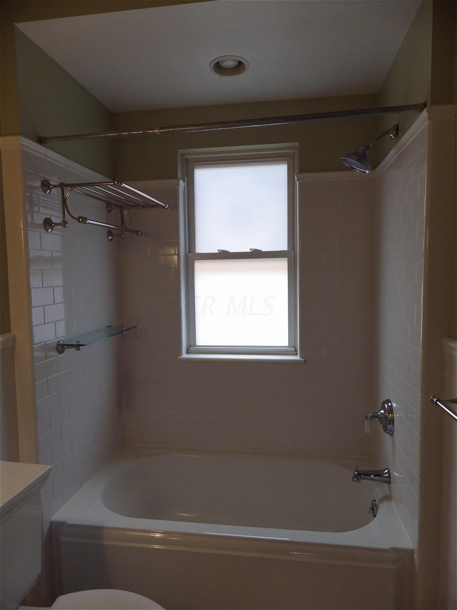 1627 Bryden Road Columbus, OH 43205 - Photo 30 of 41