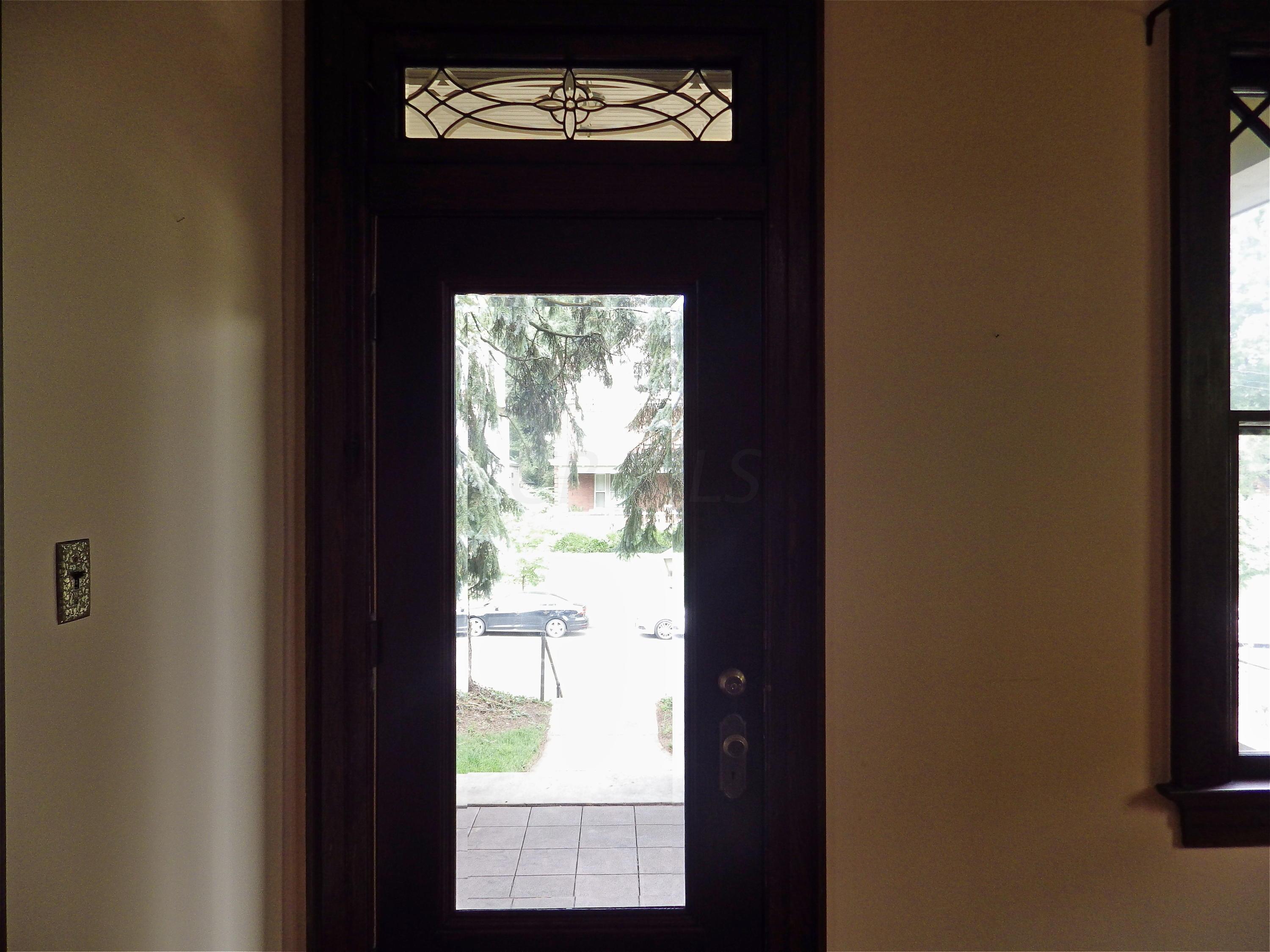 1627 Bryden Road Columbus, OH 43205 - Photo 6 of 41
