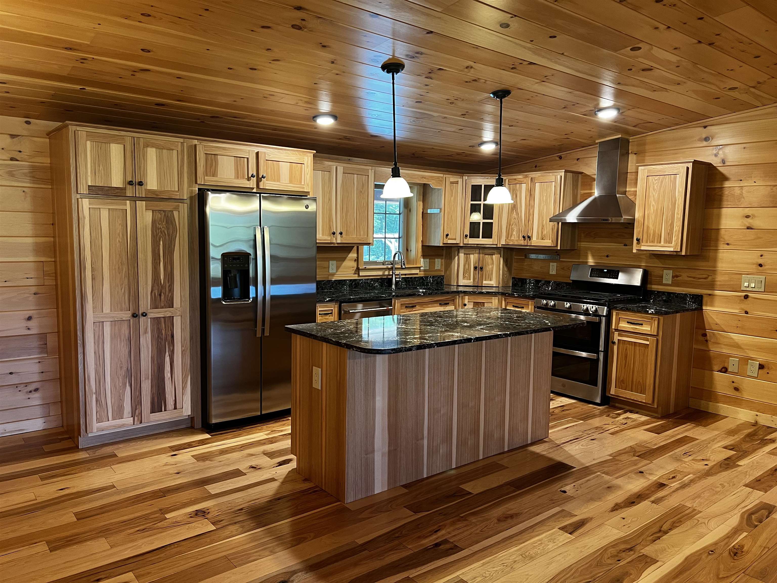 2243 West Lake Road Poultney, VT 05774 - Photo 14 of 49