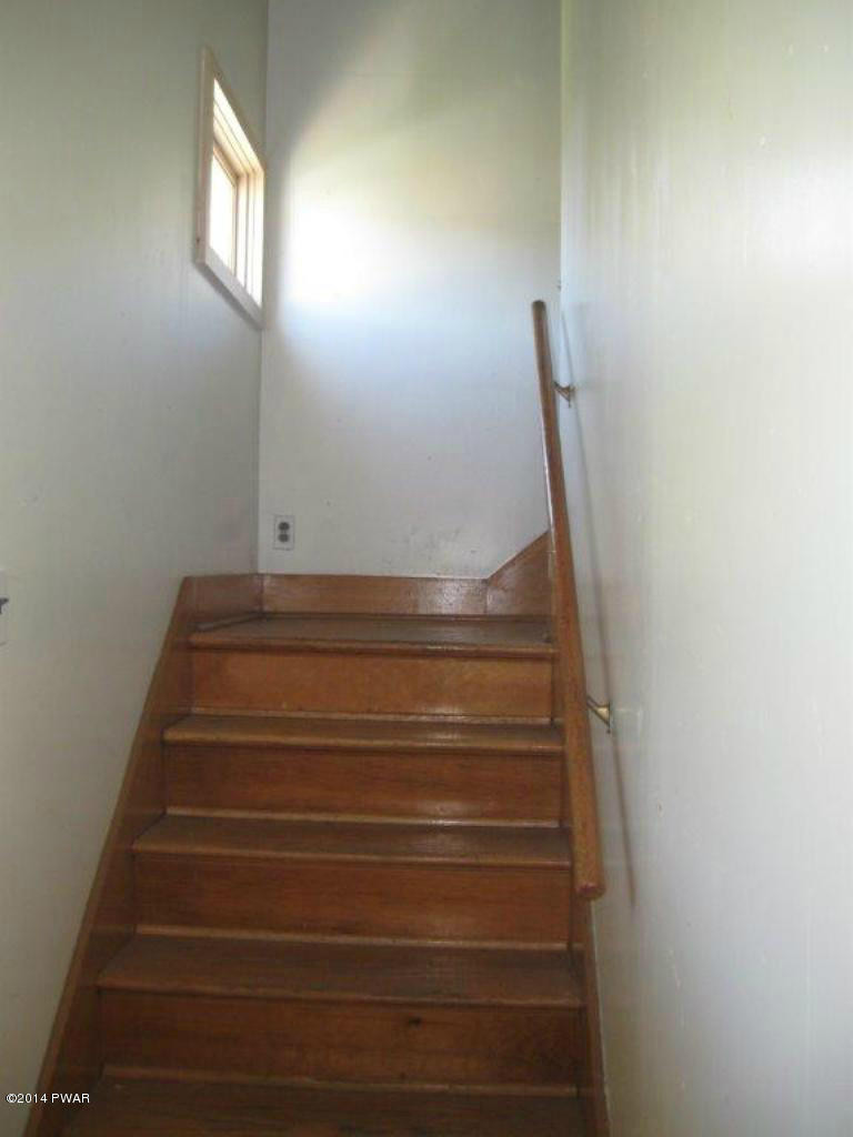 978 Main Street Newfoundland, PA 18445 - Photo 20 of 42