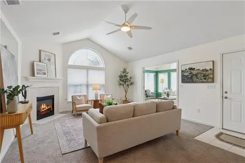 $325,000 | 923 Northeast Devon Drive, Lee's Summit, MO 64064