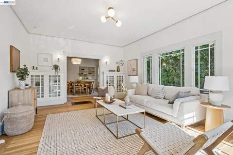 $1,195,000 | 2221 Roosevelt Avenue, Berkeley, CA 94703