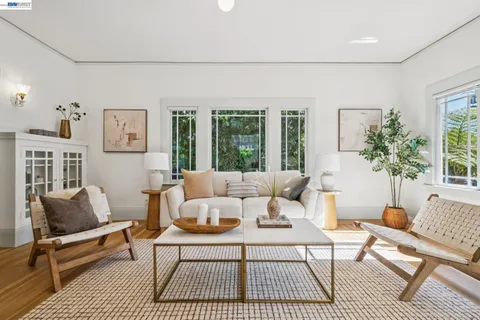 $1,195,000 | 2221 Roosevelt Avenue, Berkeley, CA 94703