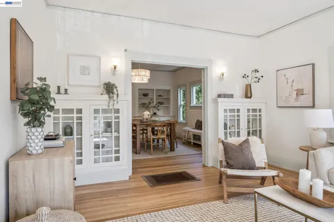 $1,195,000 | 2221 Roosevelt Avenue, Berkeley, CA 94703