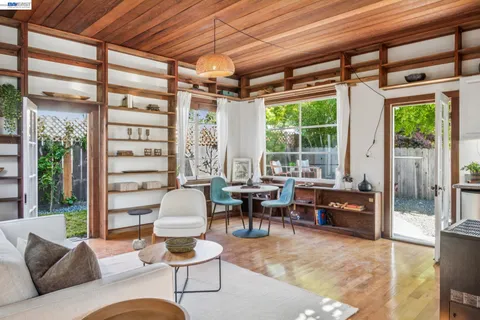 $1,195,000 | 2221 Roosevelt Avenue, Berkeley, CA 94703