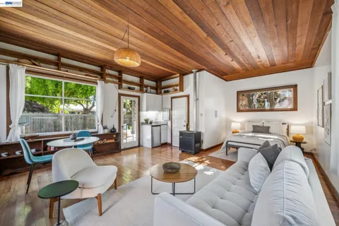 $1,195,000 | 2221 Roosevelt Avenue, Berkeley, CA 94703