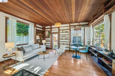 $1,195,000 | 2221 Roosevelt Avenue, Berkeley, CA 94703