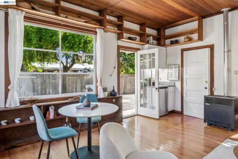 $1,195,000 | 2221 Roosevelt Avenue, Berkeley, CA 94703