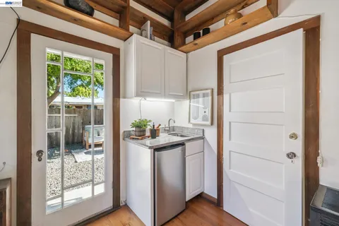 $1,195,000 | 2221 Roosevelt Avenue, Berkeley, CA 94703