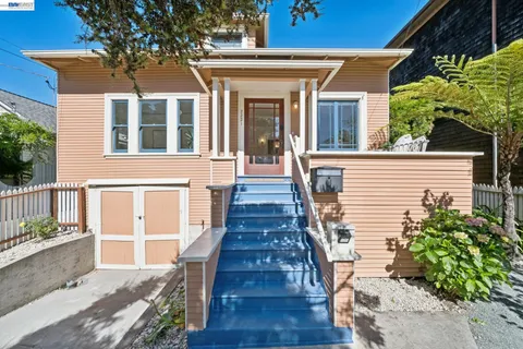 $1,195,000 | 2221 Roosevelt Avenue, Berkeley, CA 94703