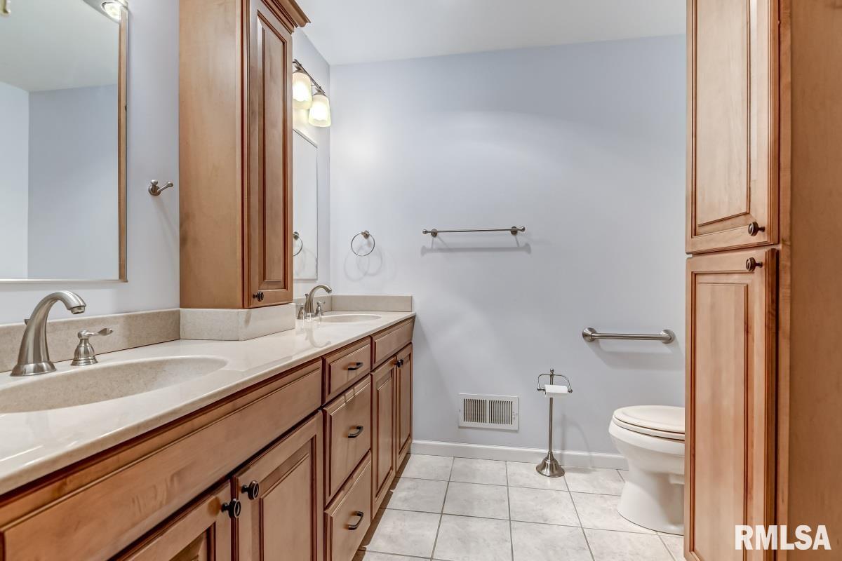 4 Turnberry Place Springfield, IL 62704 - Photo 21 of 35