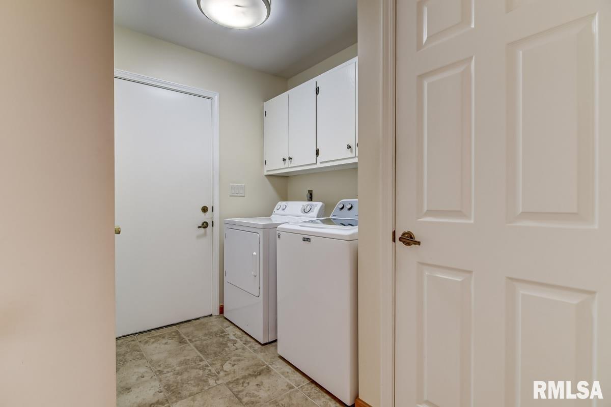 4 Turnberry Place Springfield, IL 62704 - Photo 28 of 35