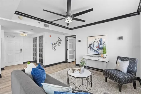 $549,000 | 219 4th Avenue North, Unit 201, St. Petersburg, FL 33701