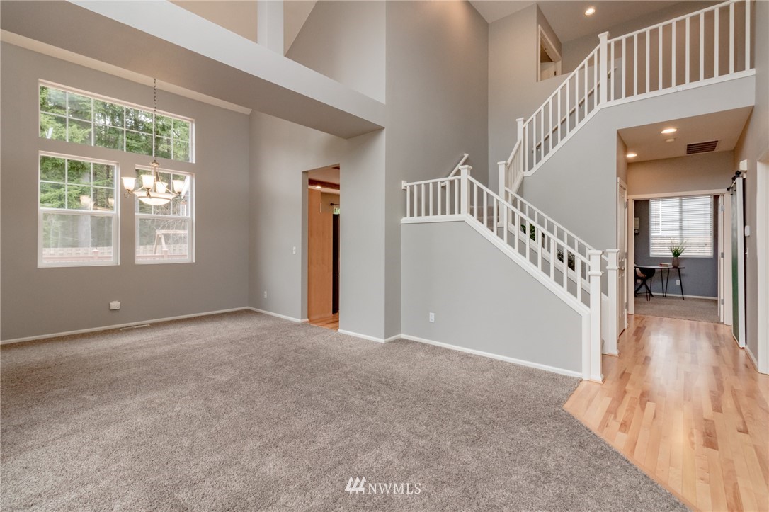 27328 Maple Ridge Way Southeast Maple Valley, WA 98038 - Photo 3 of 25