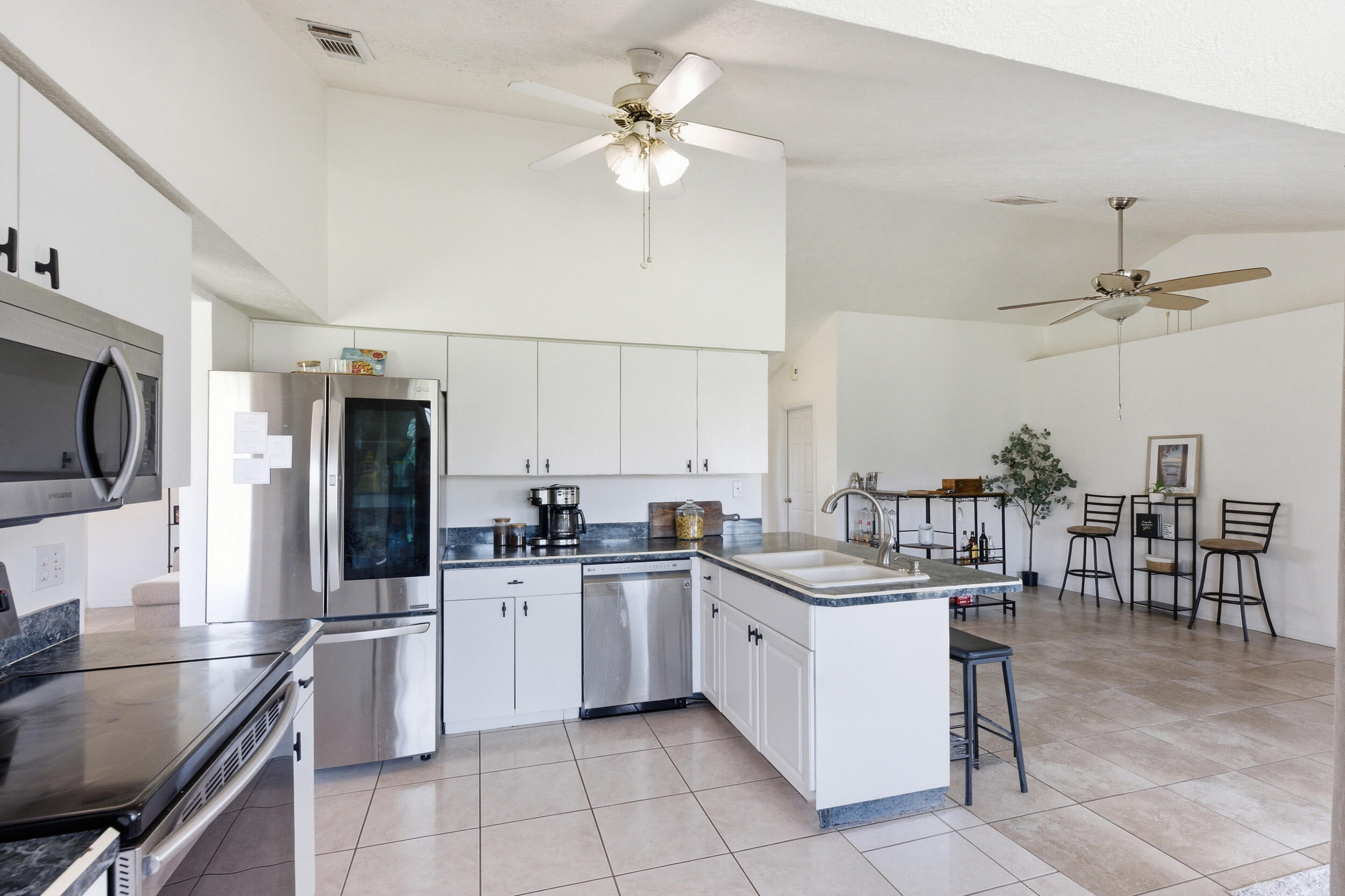 390 Southeast Cork Road Port St. Lucie, FL 34984 - Photo 15 of 43 390 SE Cork Rd.