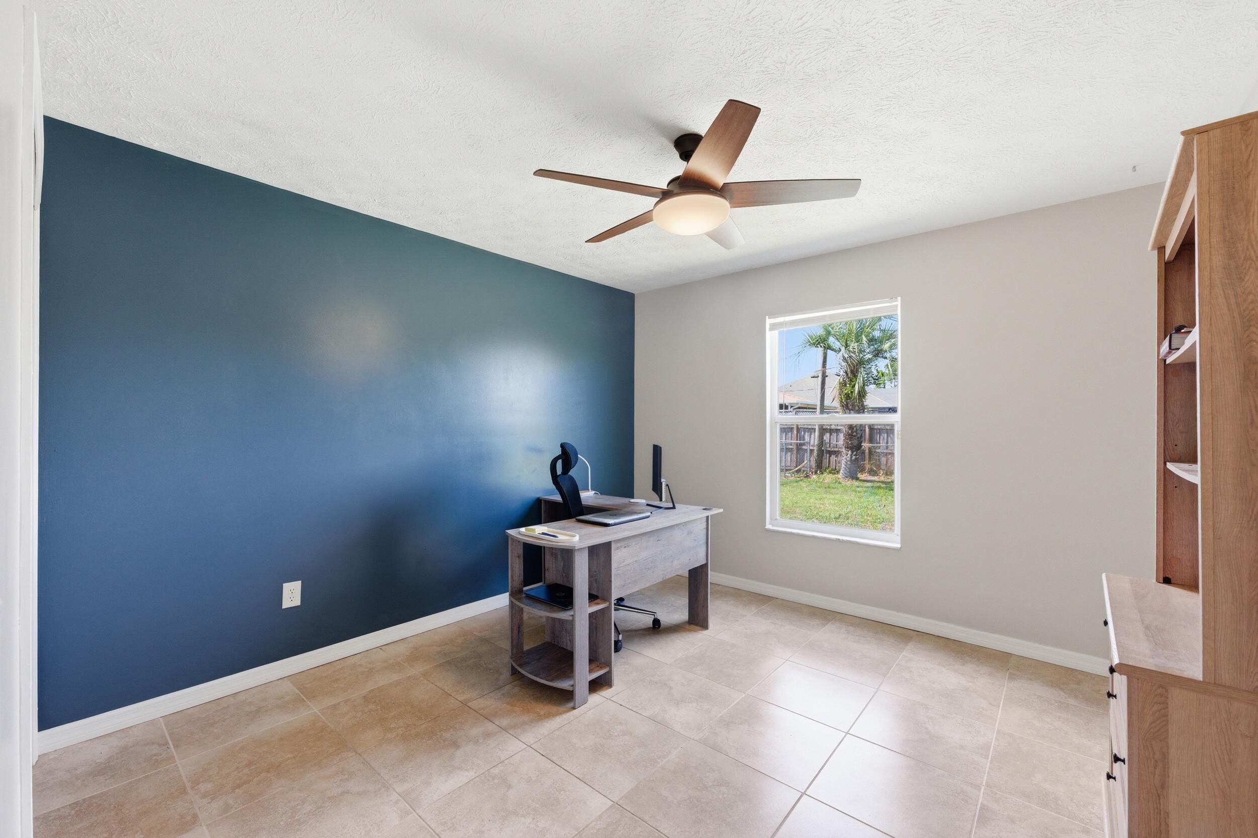 390 Southeast Cork Road Port St. Lucie, FL 34984 - Photo 23 of 43 390 SE Cork Rd.