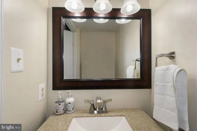 $3,250 | 4916 Van Masdag Court, Annandale, VA 22003