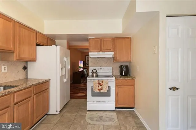 $3,250 | 4916 Van Masdag Court, Annandale, VA 22003